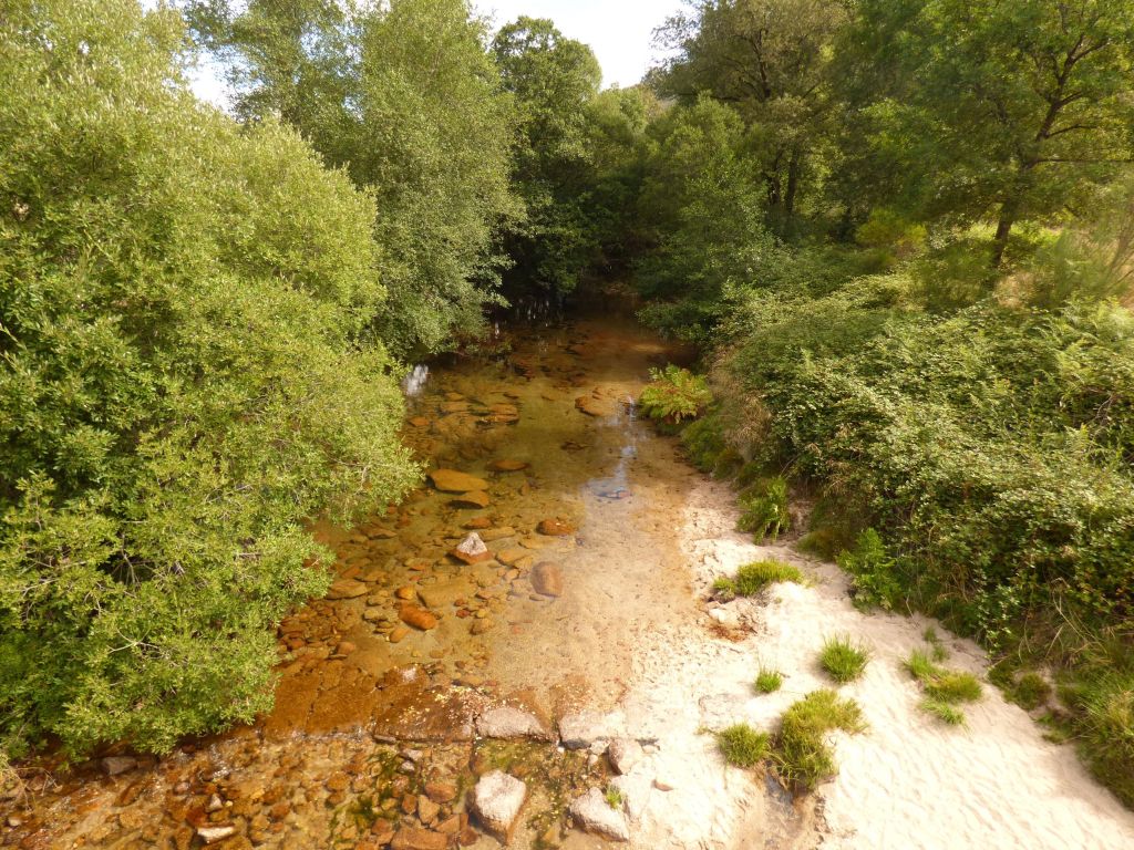 Vista del cauce en un tramo de la reserva natural fluvial Río Laboreiro