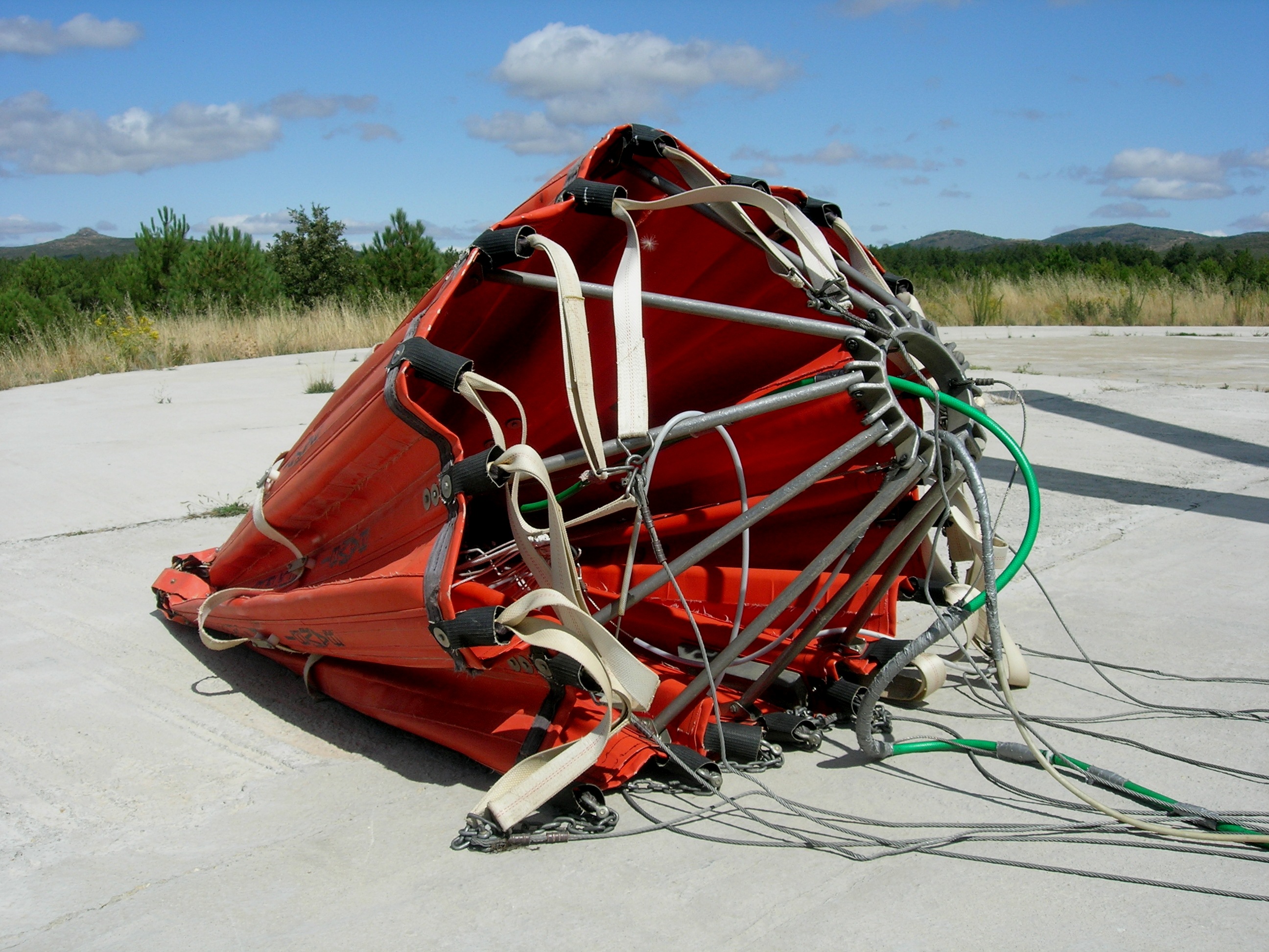 Helibalde de helicóptero bombardero Kamov