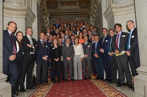 Firmantes del pacto en la jornada de debate