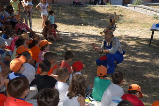 Pablo comenzando su charla sobre las aves