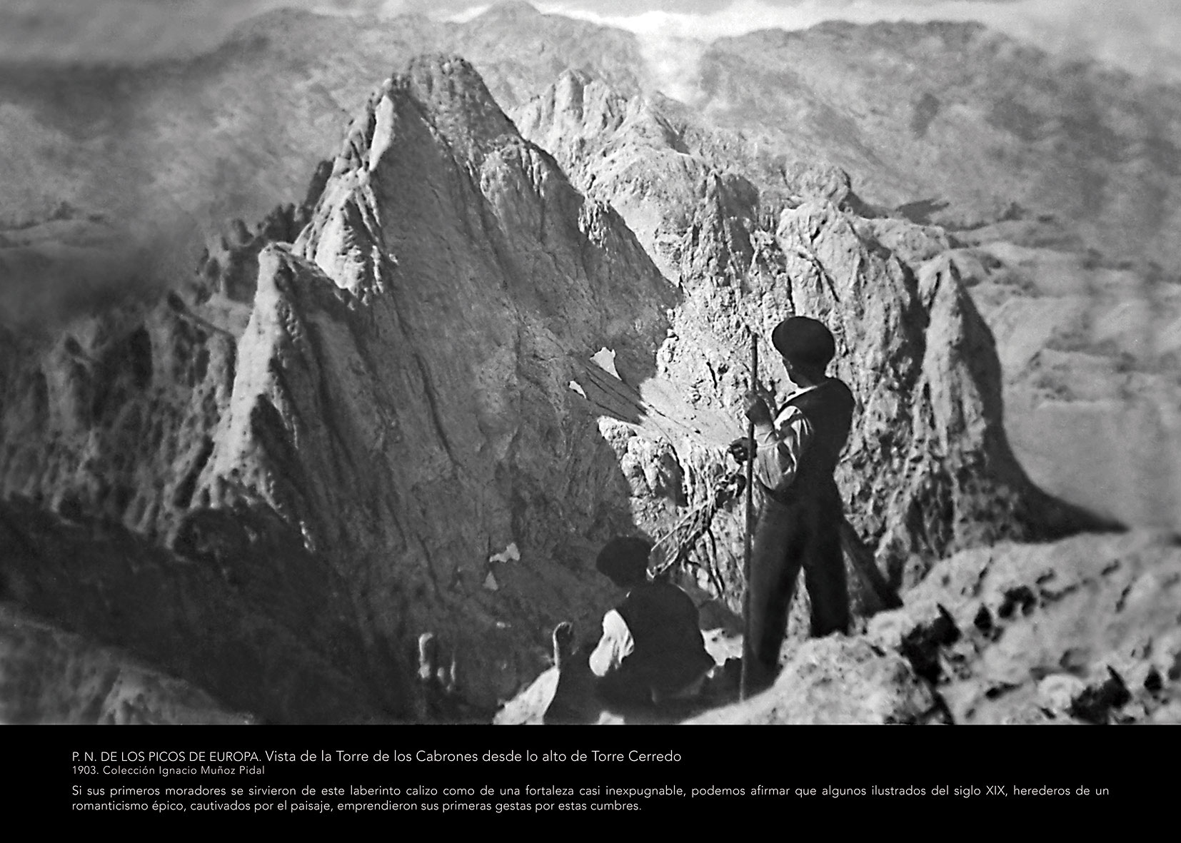 Panel Picos 2 - Vista de la Torre de los Cabrones desde lo alto de Torre Cerredo