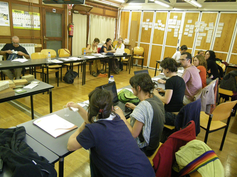 Grupo de trabajo debatiendo en las jornadas