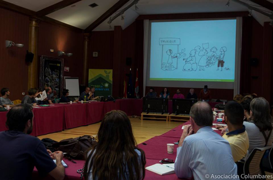 Una de las sesiones en el salón de actos