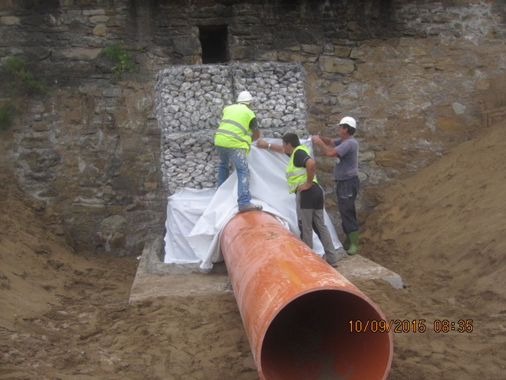 Plan PIMA Adapta – Proyecto de restauración de la duna de la playa de Santiago.(Drenaje transversal CN-634). Durante