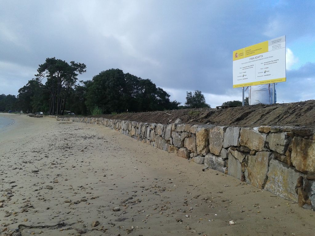 Playa de Ladeira do Chazo (T.M. de Boiro).  Después de las obras