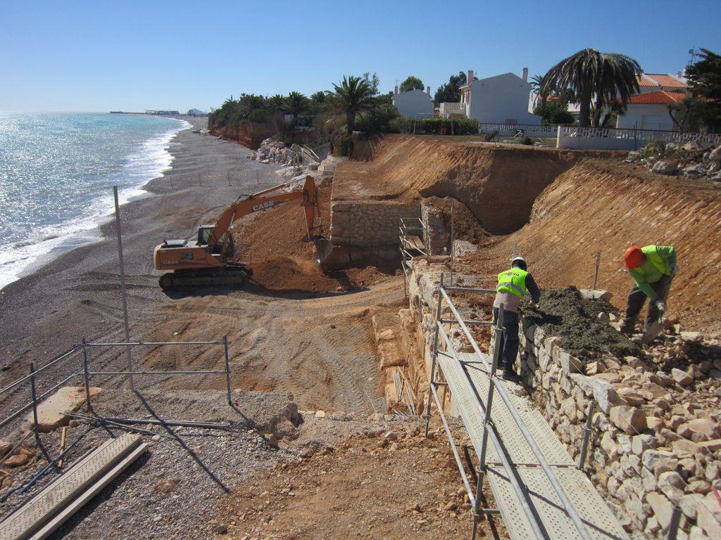 Mantenimiento de la costa. Benicarló (Durante de las obras)