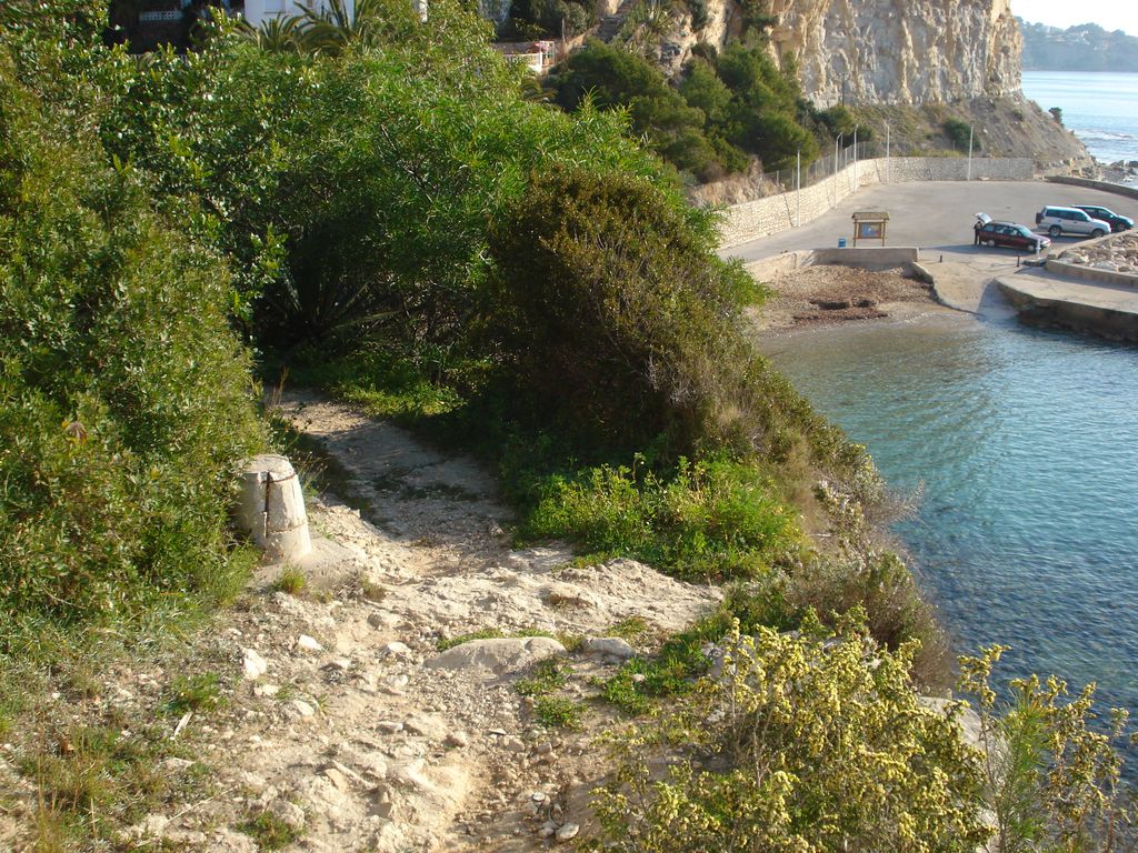 Actuaciones en la cala de l'Advocat (antes)