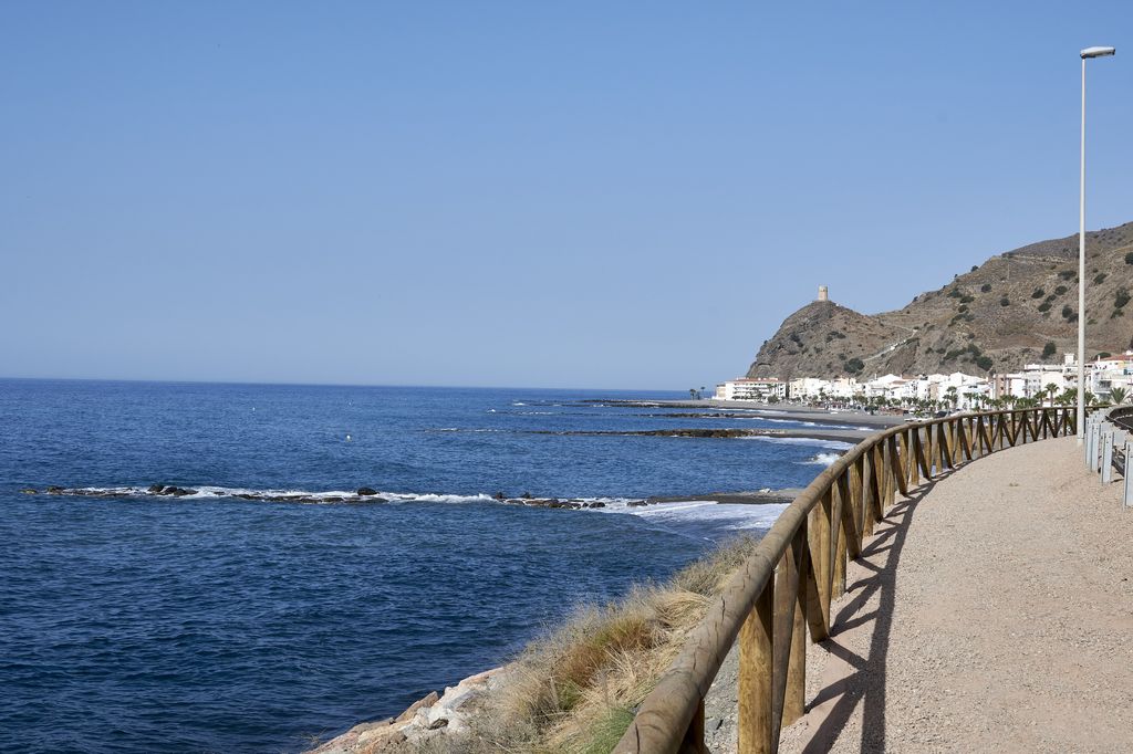 Después. ACTUACIÓN 6.- Ejecución de un camino de ribera de conexión de las playas Los Yesos y La Mamola en la berma de la CN-340 como tramo del gran sendero litoral, en los términos municipales de Sorvilán y Polopos.