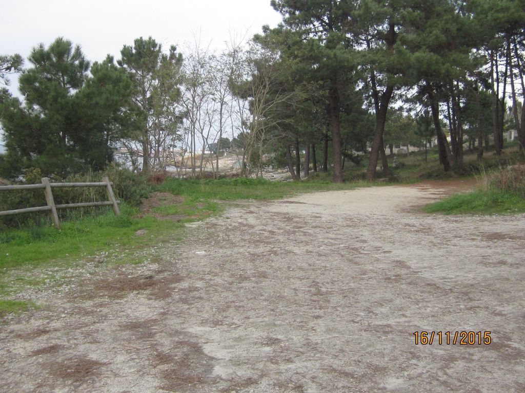 Conexión entre Punta Moreiras y la playa de Area das Pipas (T.M. de O Grove). Antes de las obras