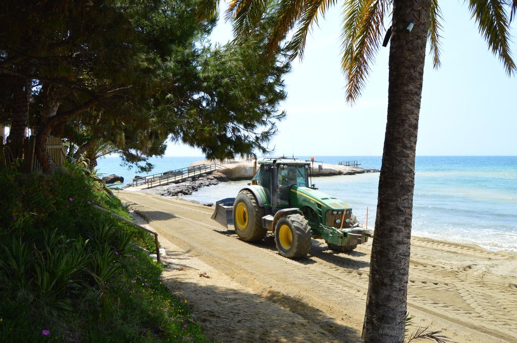 Playa del Pichirichi (Durante las obras)