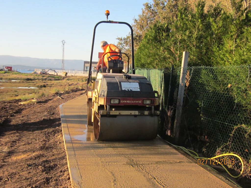 Senda en O Rial (T.M. de Vilagarcía de Arousa). Durante las obras