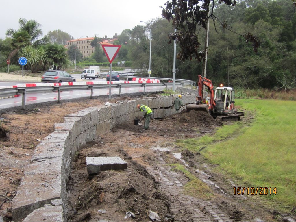 Senda en O Rial (T.M. de Vilagarcía de Arousa). Durante las obras