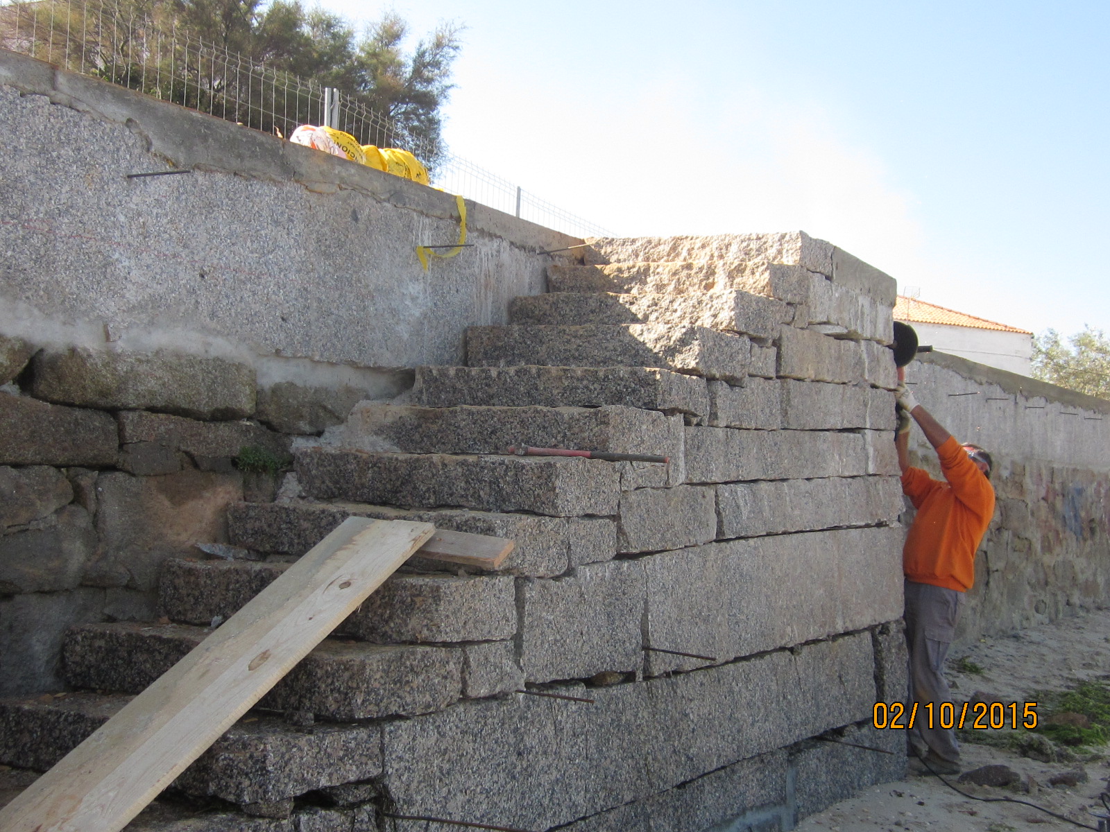 Habilitación del tránsito en Rons (T.M. de O Grove). Durante las obras