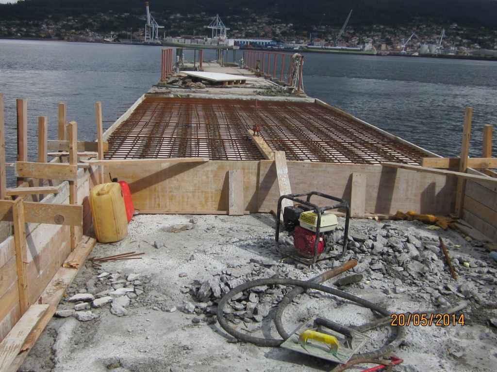 Isla de Tambo (T.M. de Poio). Durante las obras