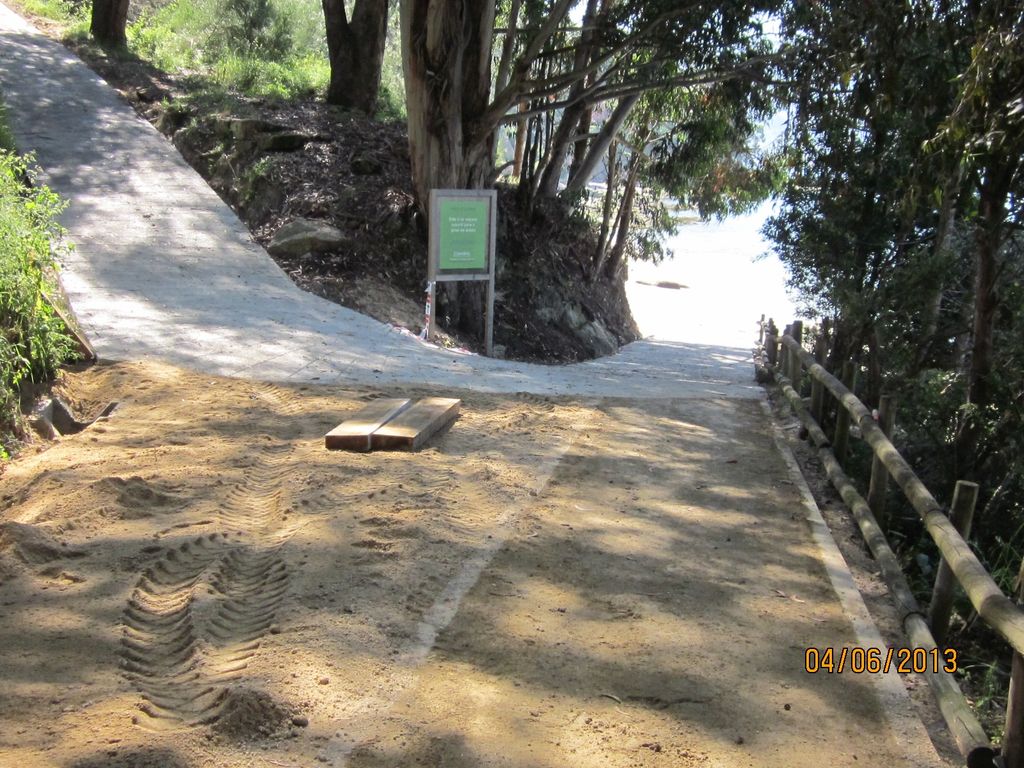 Playa de Borna (T.M. de Moaña). Durante las obras