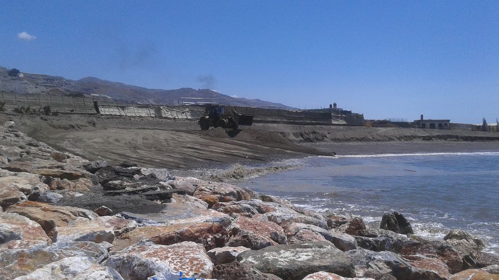 Durante las obras de La Rabita