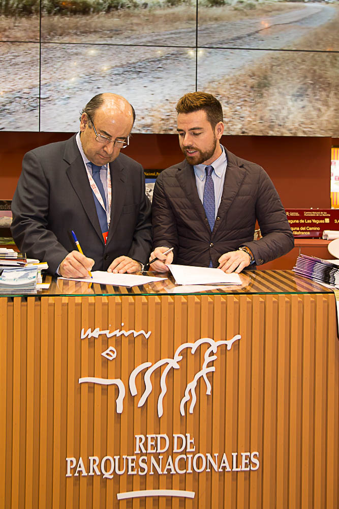 Firma Convenio en Fitur 2018 