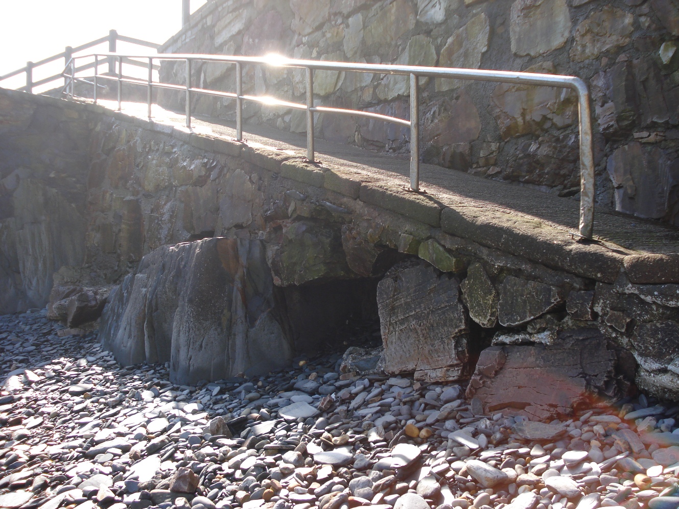 Cimentación de acceso